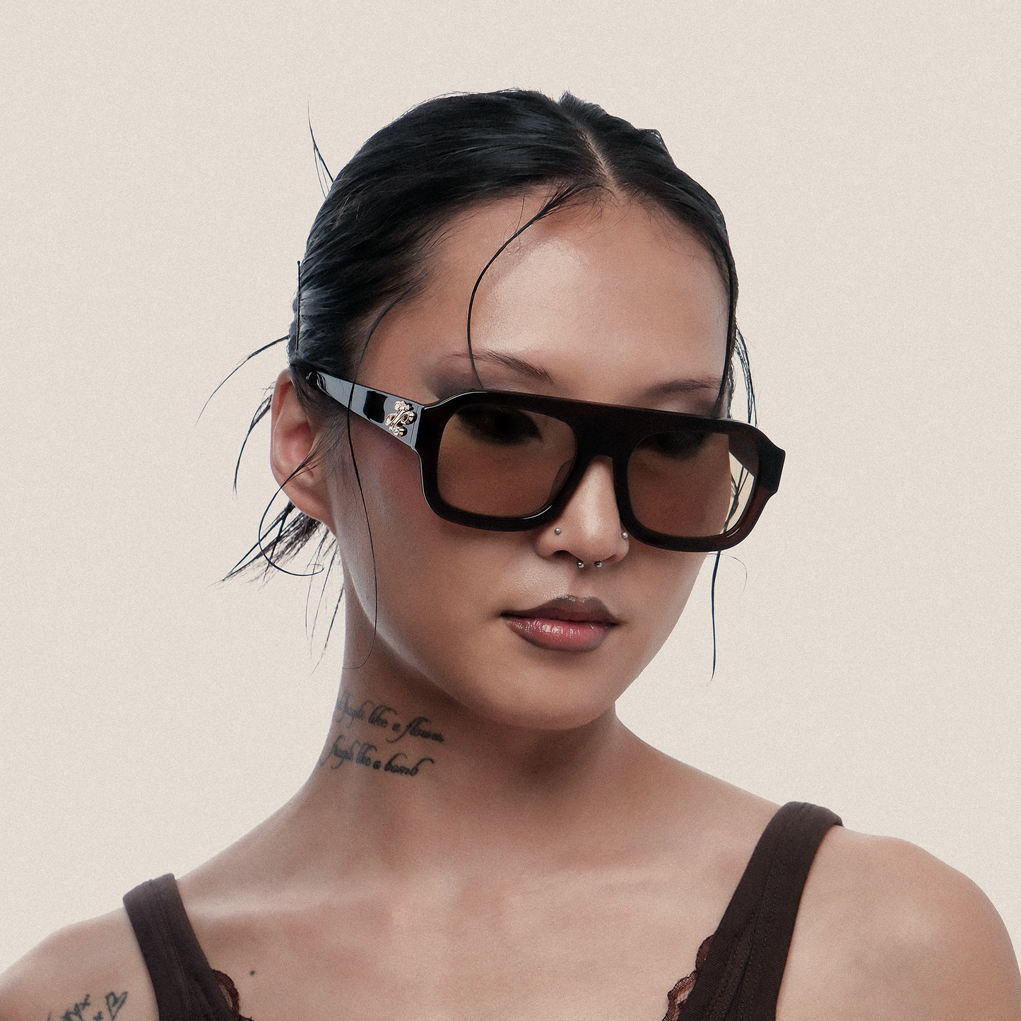 Les Lunettes Marron . E2M