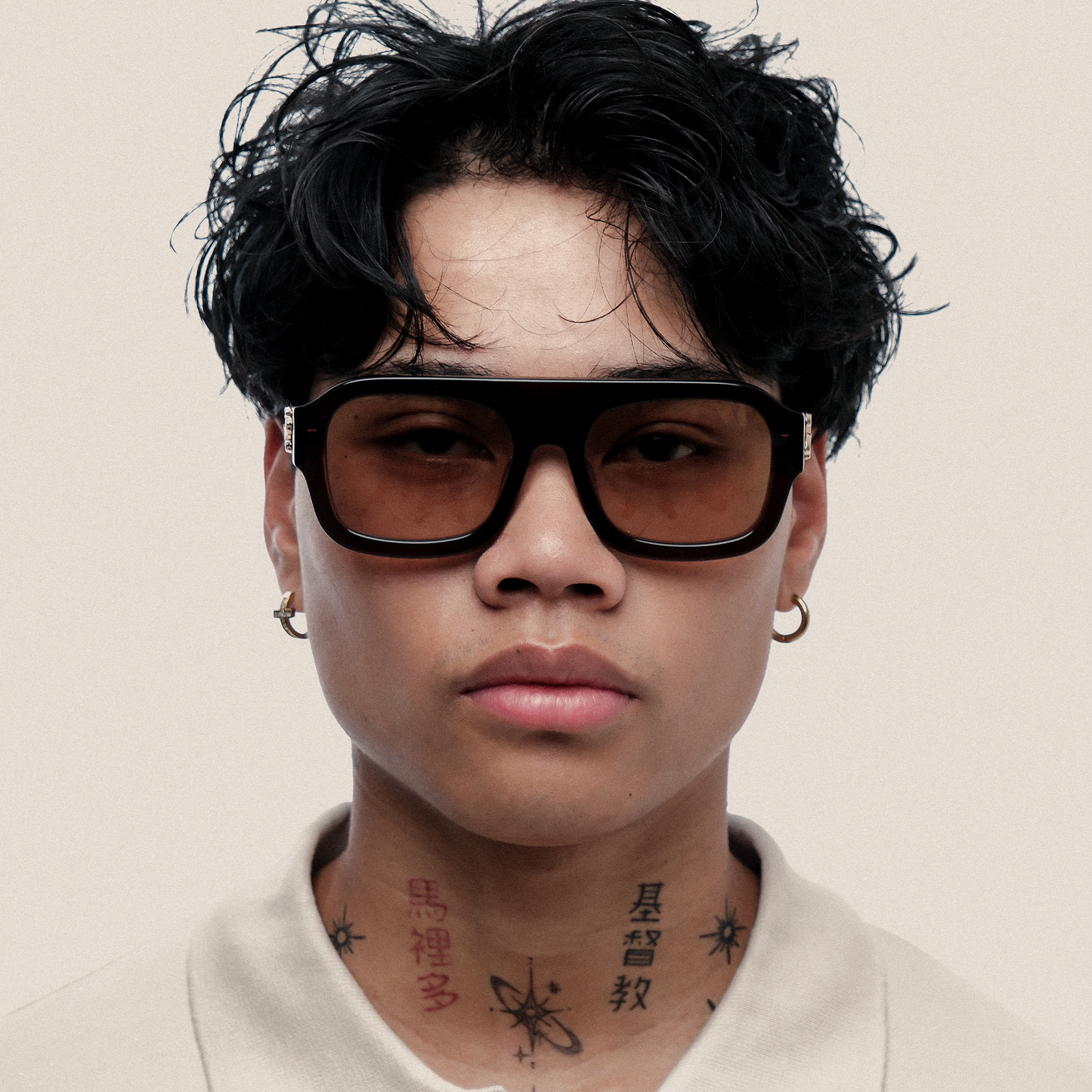 Les Lunettes Marron . E2M